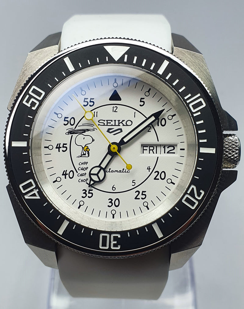 Bespoke Custom SKX Samurai Divers Watch SEIKO NH36 - SNOOPY Mod! Premium Quality Case