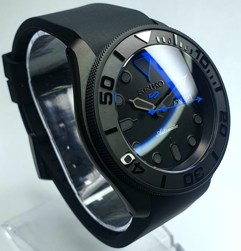 Bespoke Custom Build SKX007 Divers Watch Seiko NH36 Automatic 'STEALTH aka GHOST MOD' Premium Quality Case & Sapphire