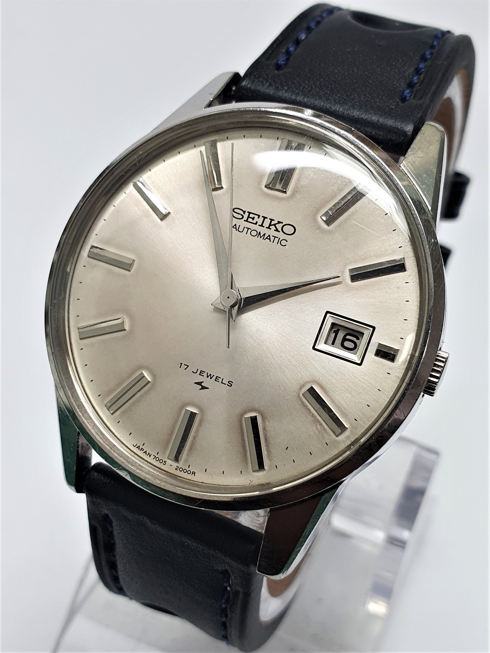 Seiko Vintage Watch LARGE OVERSIZE Cal 7005 200 Automatic 17 Jewel – Watch Tomb Ltd