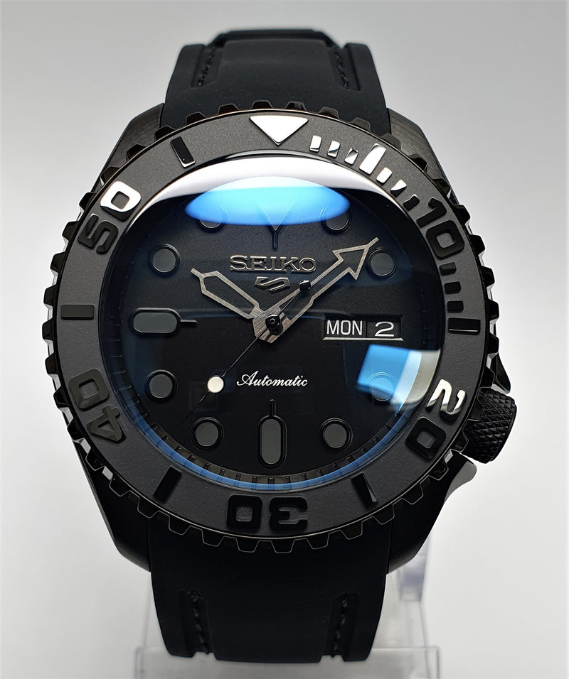 Custom Build SKX007 Divers Watch Seiko Automatic 'STEALTH aka – Watch Tomb Ltd