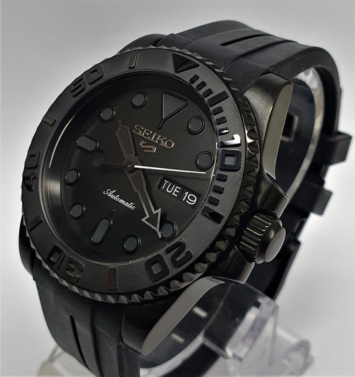 Custom Build SKX007 Divers Watch Seiko NH36 Automatic 'STEALTH MOD' PVD Case Exhibition Back