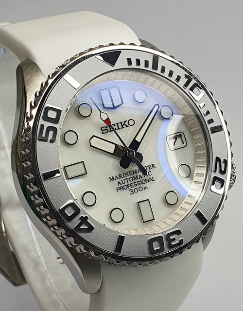 Bespoke Custom Build Mother Of Pearl 'MOP' Mod!  Mod' SKX007 Divers Watch NH36 Automatic Divers Watch