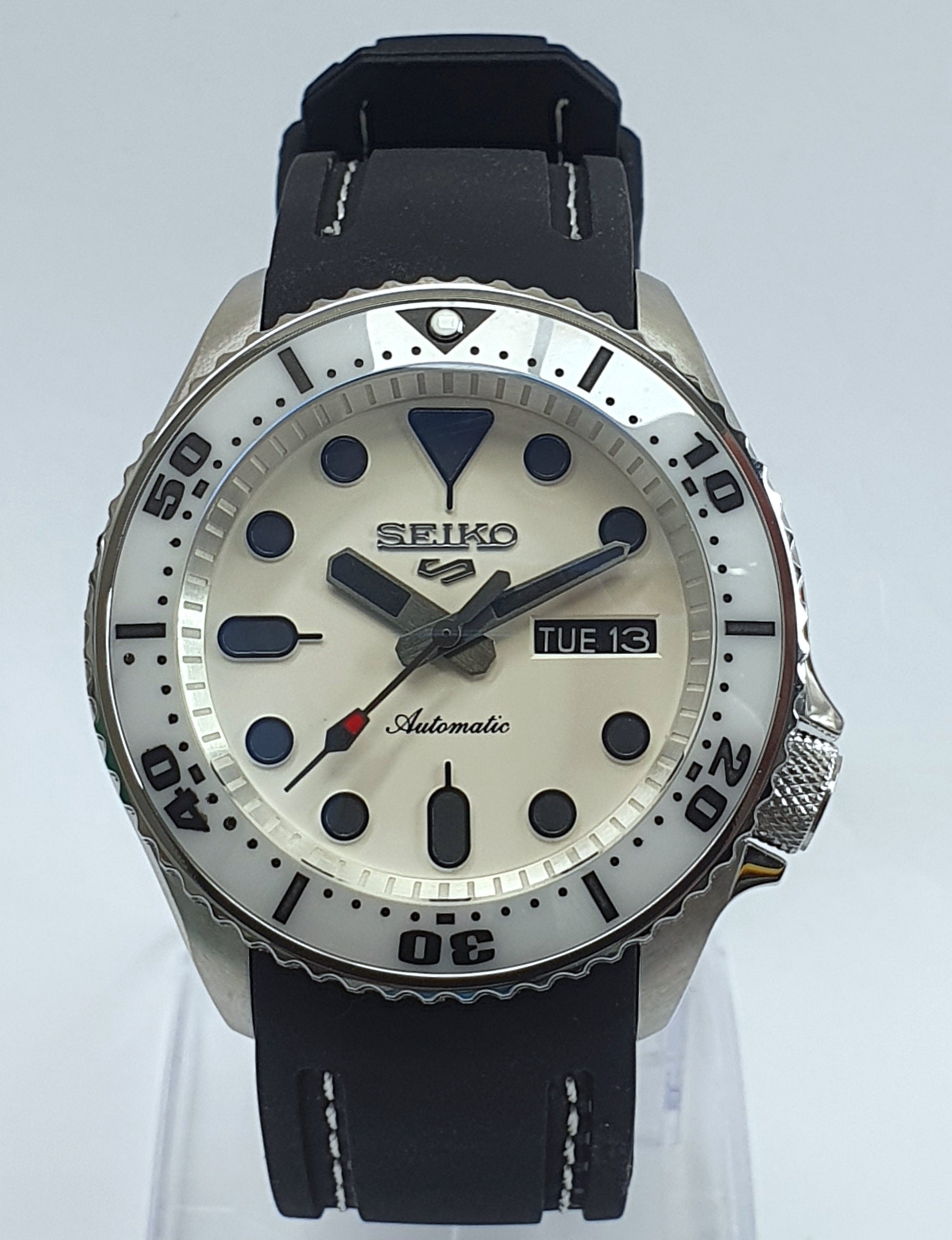 Seiko Skx White Dial Mod Bespoke Custom Build WHITE GHOST Mod